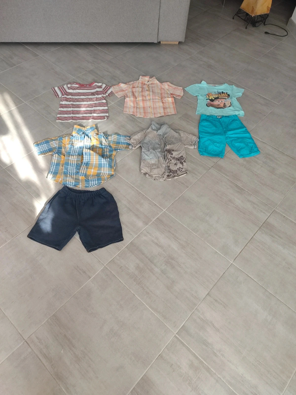 Lots de vêtements été garçon 6 ans